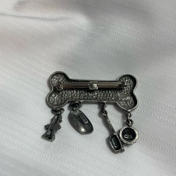 Dog Bone with Charms Dangles JJ Vintage Silver Brooch Pin - Picture 5 of 5